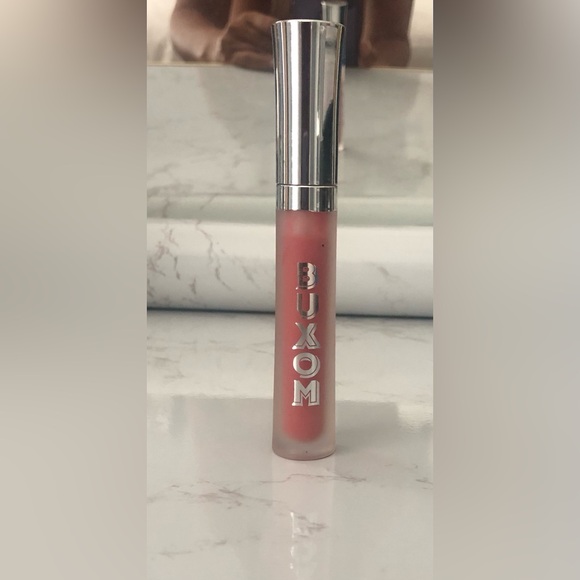 Buxom full on full size, 4.2ml plumping lip gloss, color mudslide. - Picture 2 of 4